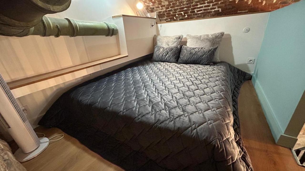 Appartement Atypique Au Pied Du Sacre Coeur パリ エクステリア 写真